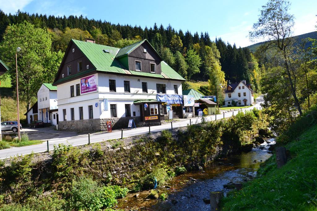 Hostel Fortuna Spindleruv Mlyn Bagian luar foto
