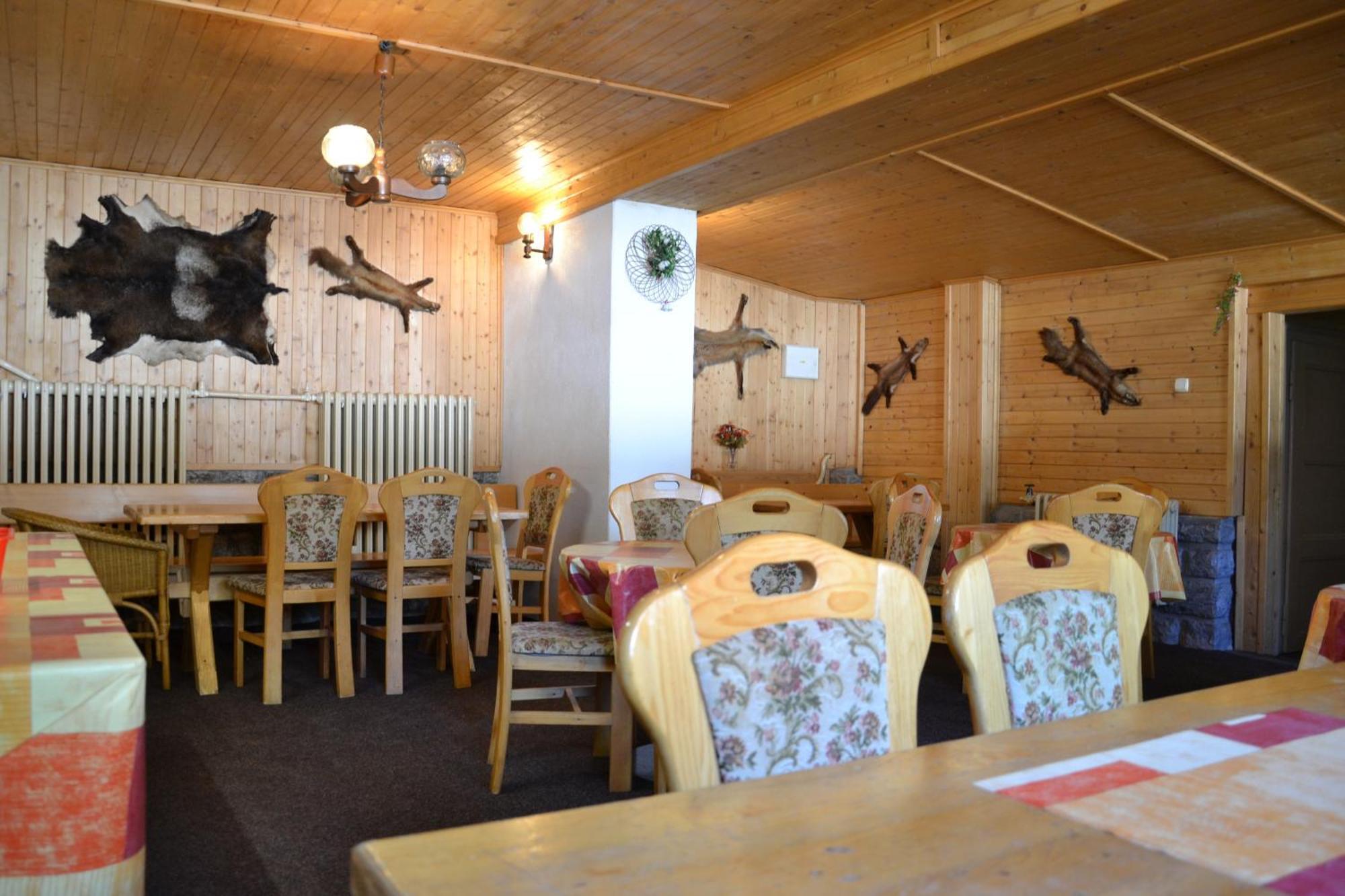 Hostel Fortuna Spindleruv Mlyn Bagian luar foto