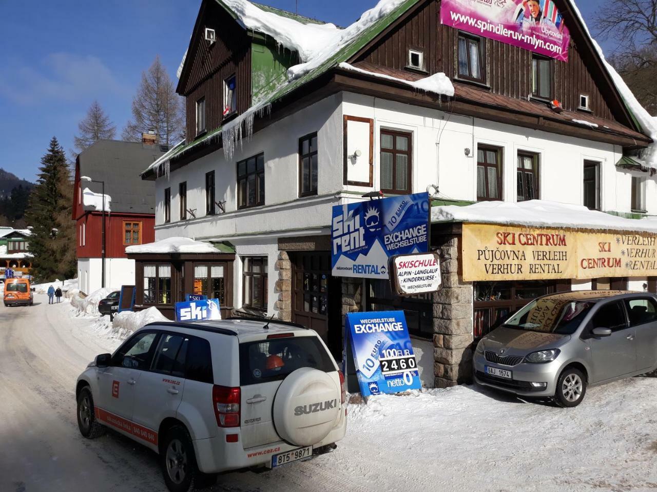 Hostel Fortuna Spindleruv Mlyn Bagian luar foto