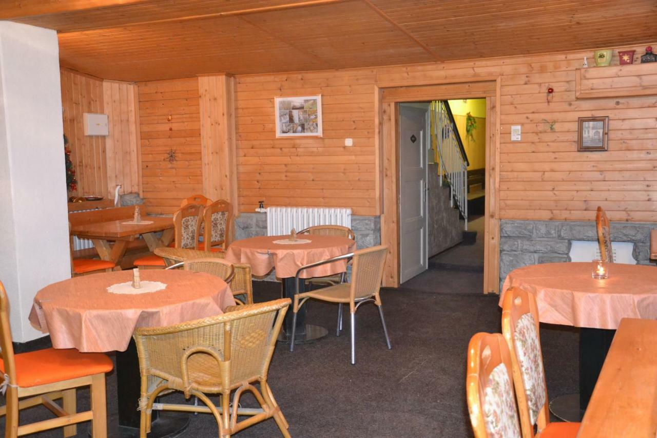 Hostel Fortuna Spindleruv Mlyn Bagian luar foto