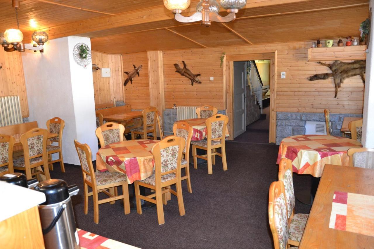 Hostel Fortuna Spindleruv Mlyn Bagian luar foto