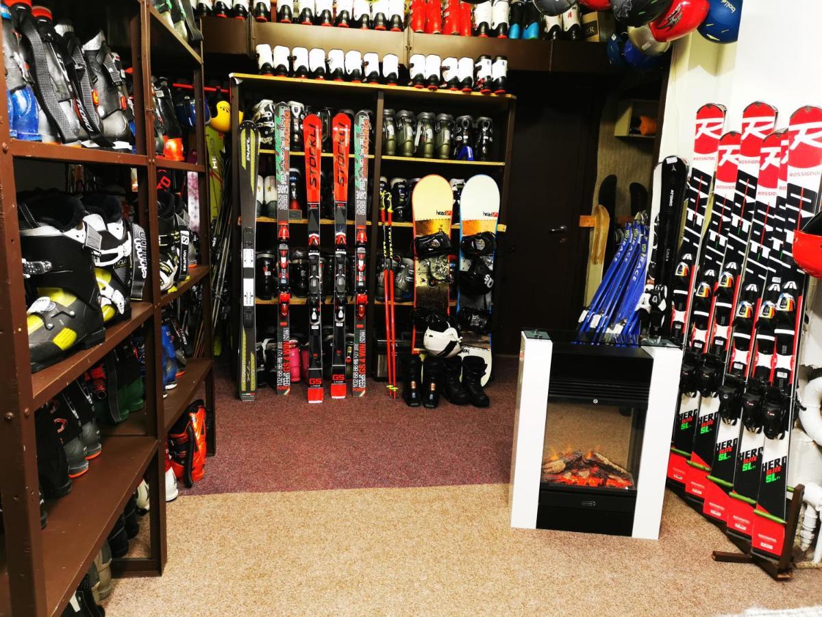 Hostel Fortuna Spindleruv Mlyn Bagian luar foto