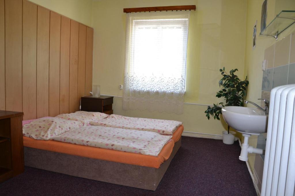 Hostel Fortuna Spindleruv Mlyn Bagian luar foto